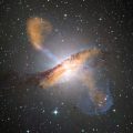 Черните дупки “изсмукват живота” от галактиките