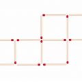 Можете ли да образувате 4 квадрата, като преместите само 2 клечки?